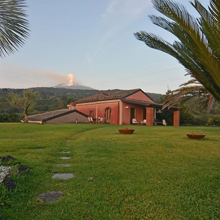 Villa Marabbecca Piedimonte Etneo Exterior photo